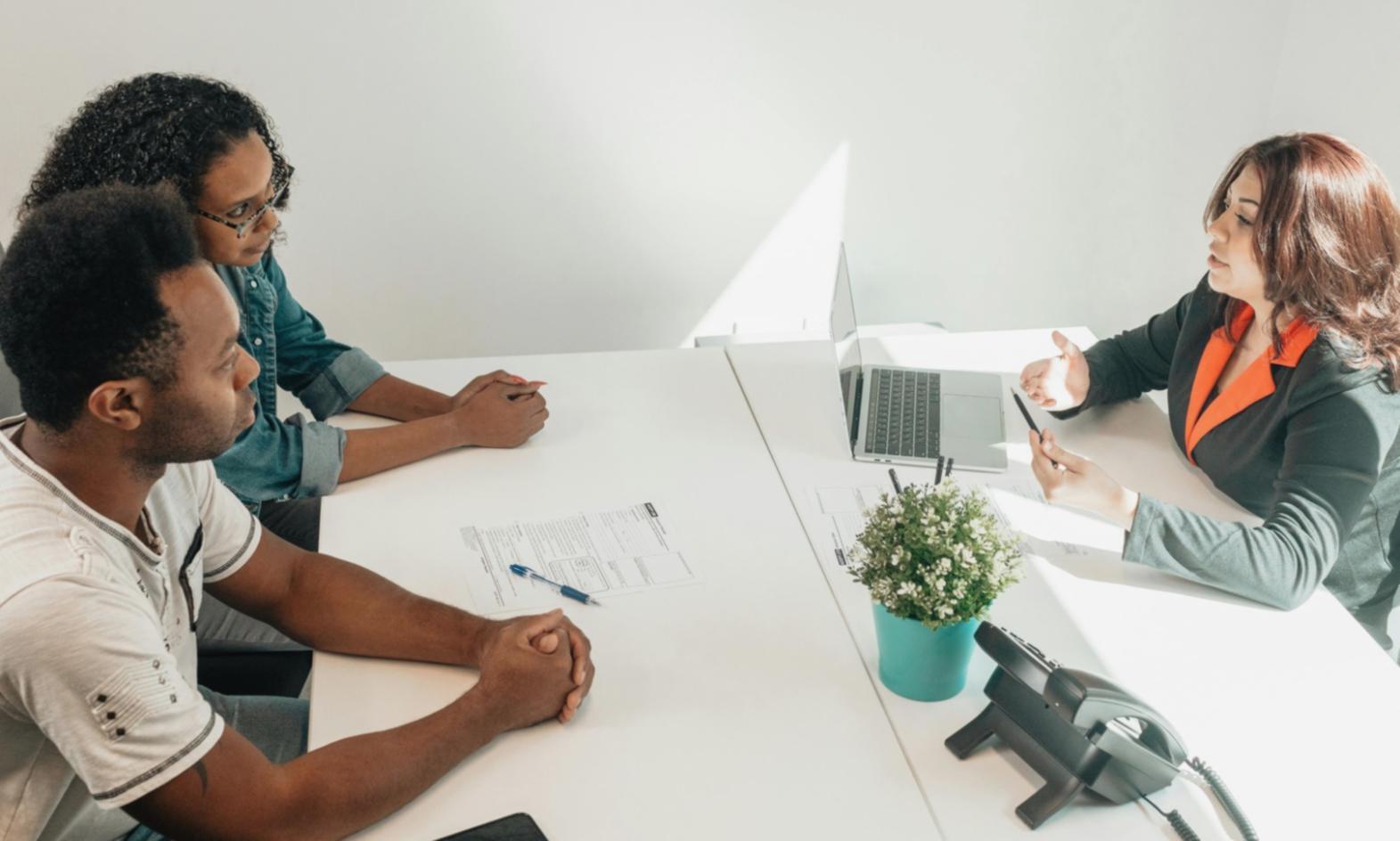 Sesión práctica de trabajo colaborativo en Zelunvarico