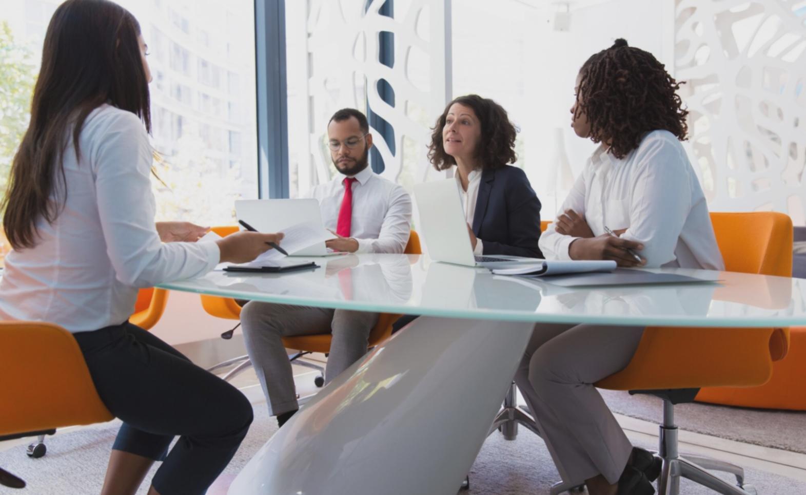 Espacio colaborativo donde los equipos desarrollan metodologías innovadoras de trabajo conjunto